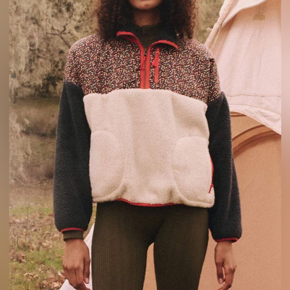 Plush Colorblock Terrain Pullover in Mountain View, Size Small by The Great